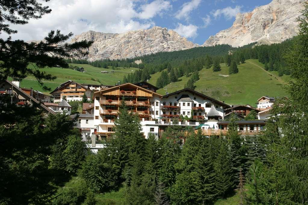 Rosa Alpina Hotel & Spa San Cassiano  Extérieur photo